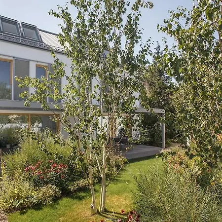 Wohnen In Der Kunterbunt Nahe Der 5-seen-landschaft Daire